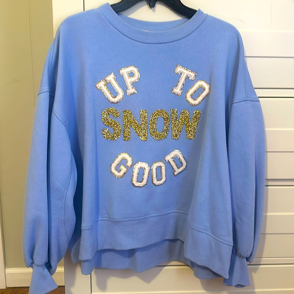 Beautiful blue Judith March holiday sweatshirt, size small, great condition